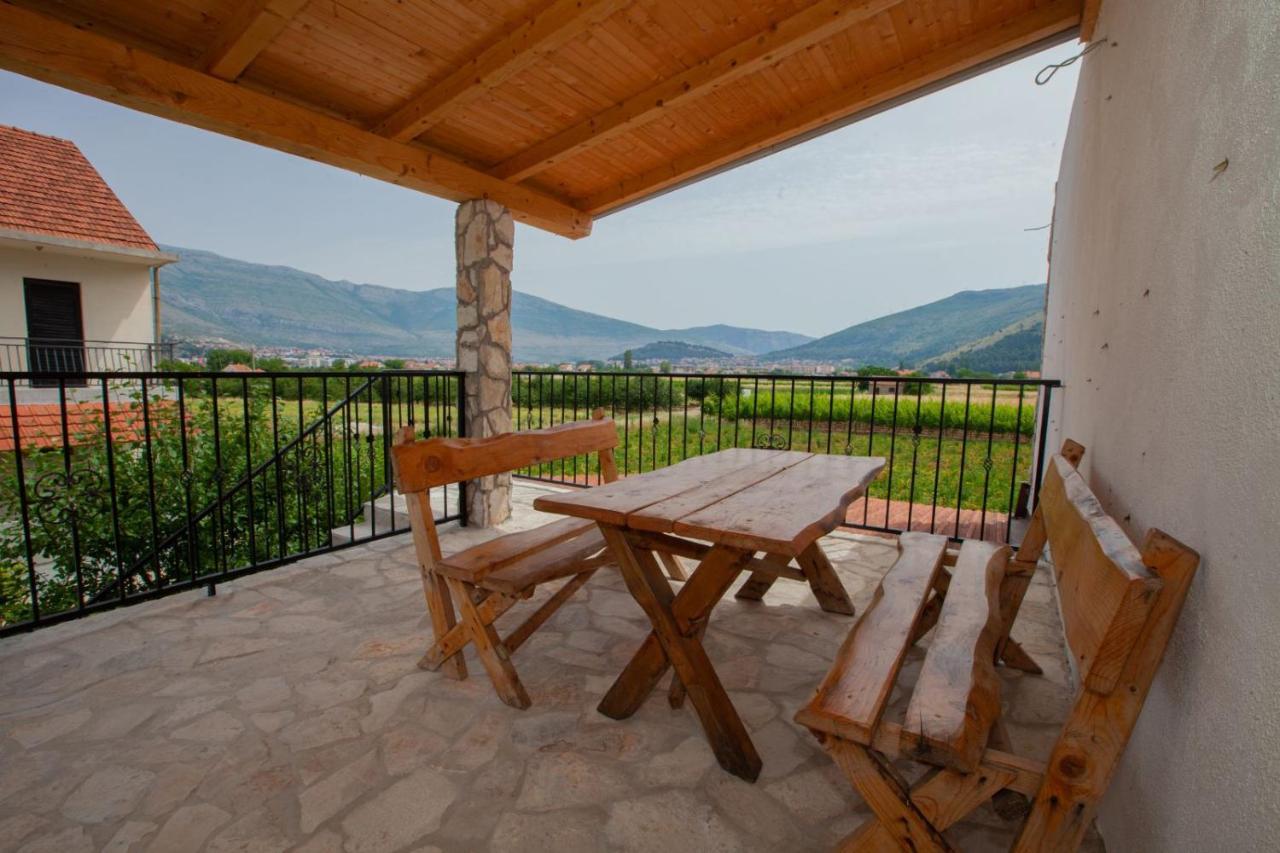 Vinarija "Delmo" Apartments Trebinje Ngoại thất bức ảnh