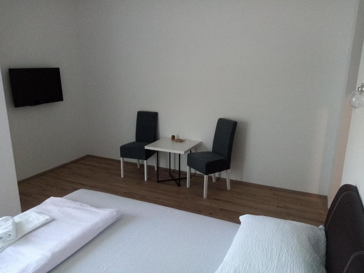 Vinarija "Delmo" Apartments Trebinje Ngoại thất bức ảnh
