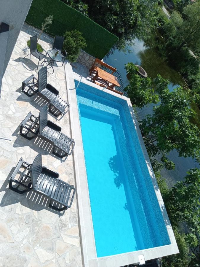 Vinarija "Delmo" Apartments Trebinje Ngoại thất bức ảnh